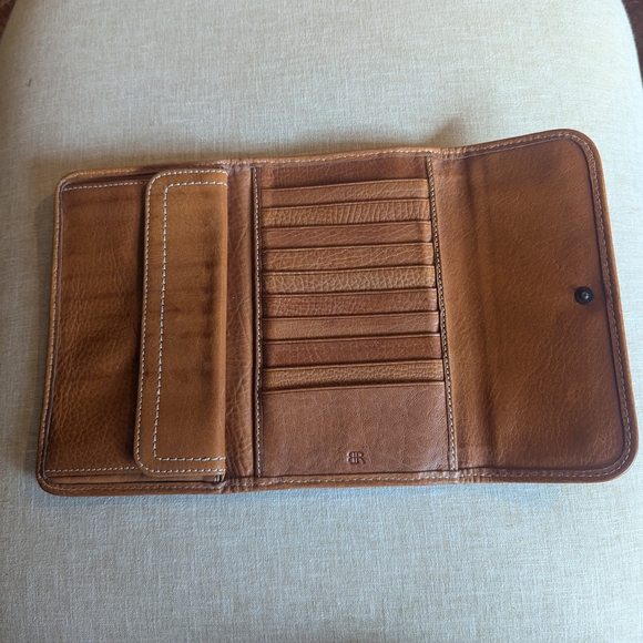 Banana Republic Brown Leather Wallet - Picture 10 of 12